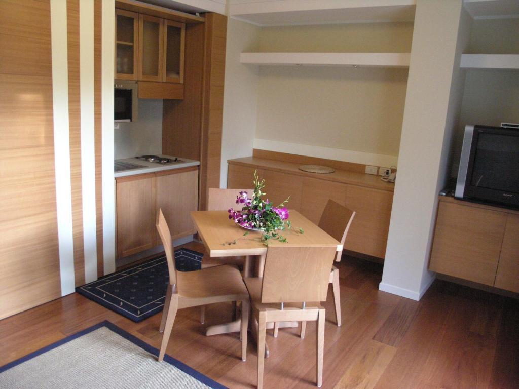 Aparthotel England リッチョーネ 部屋 写真