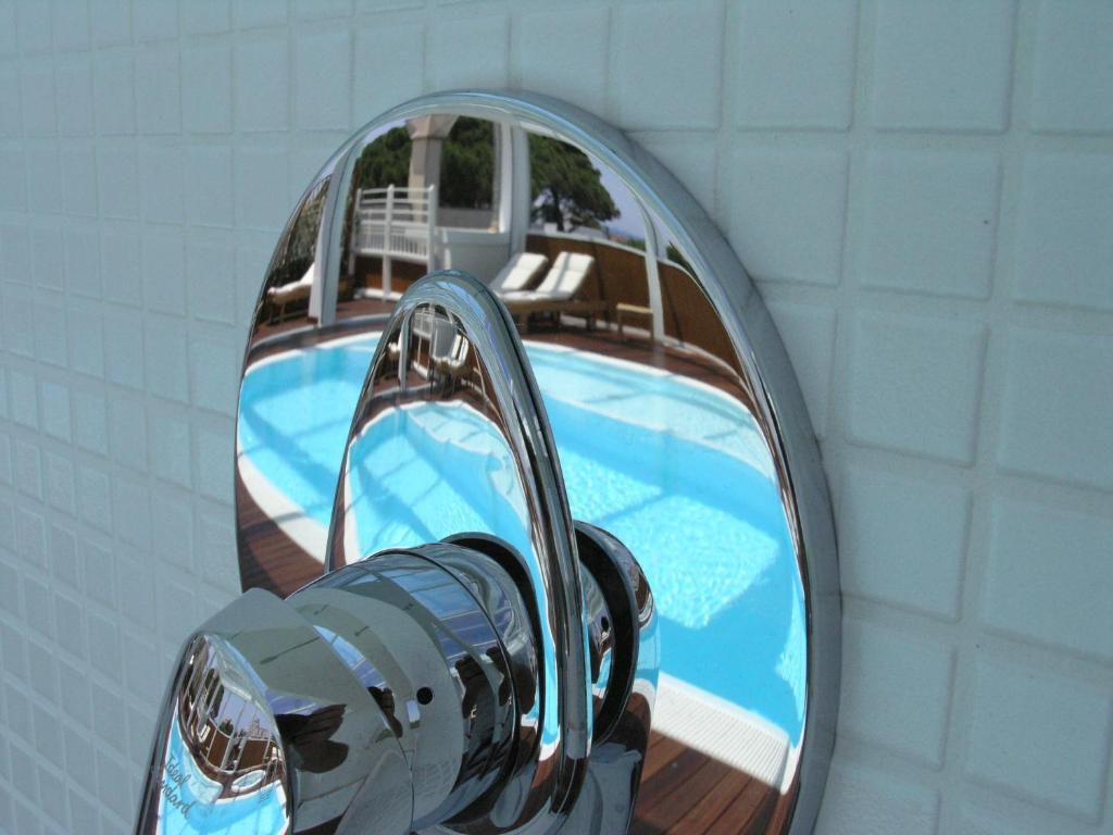 Aparthotel England リッチョーネ エクステリア 写真